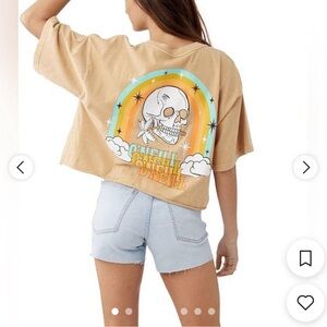 Cropped womens O’Neil t shirt